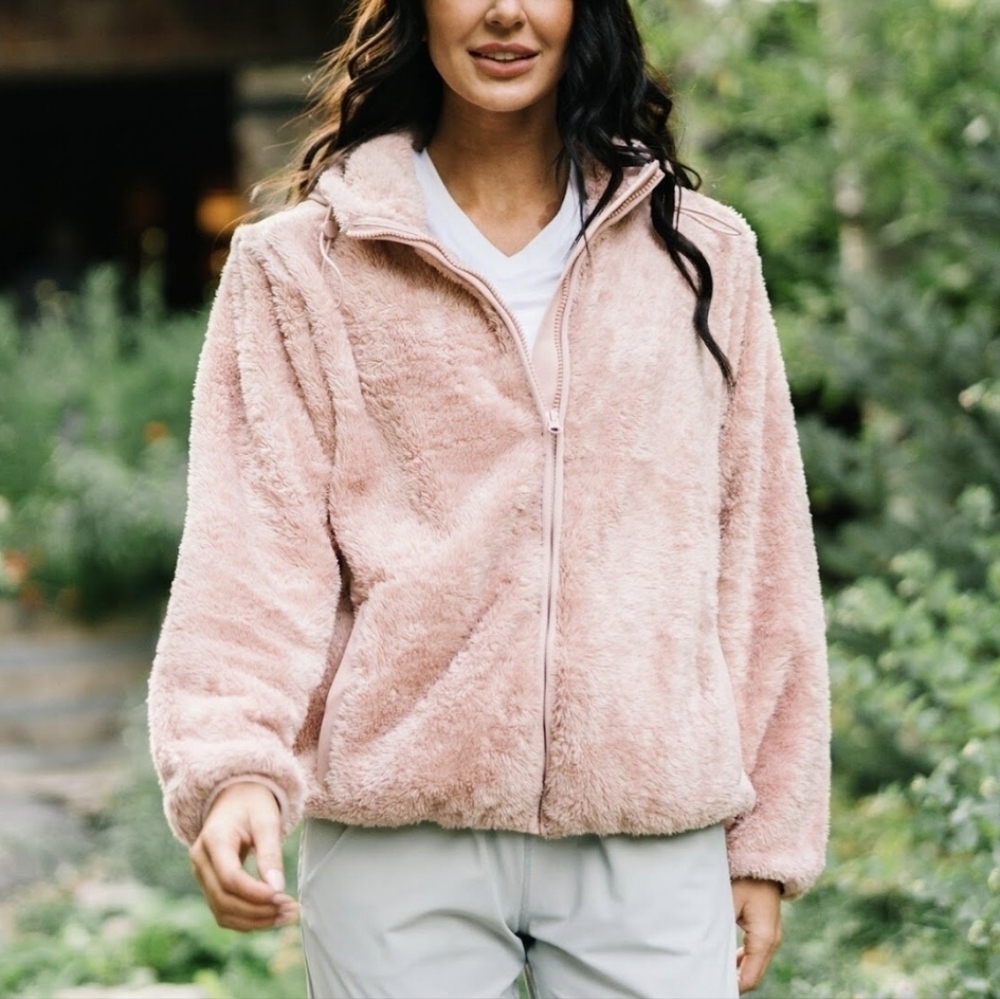 ZYIA Active Blush Sherpa Furry Hoodie Jacket Size Small NWT